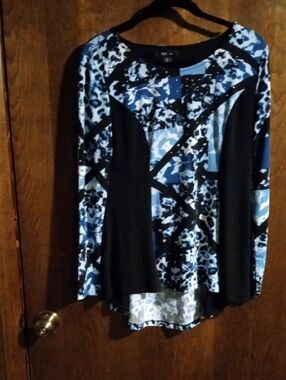 Style & Co. Blue & Black Patterned Long Sleeve Blouse
